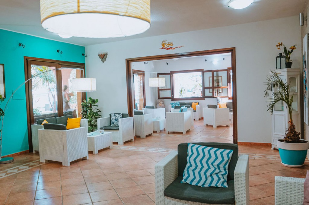 club-hotel-residence-cala-gonone-sardegna-hall